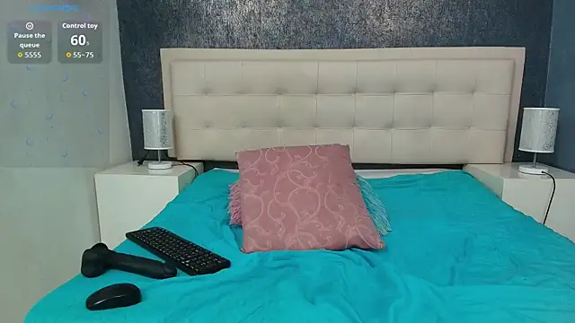 Celestial_Queen_'s Live XXX Chat