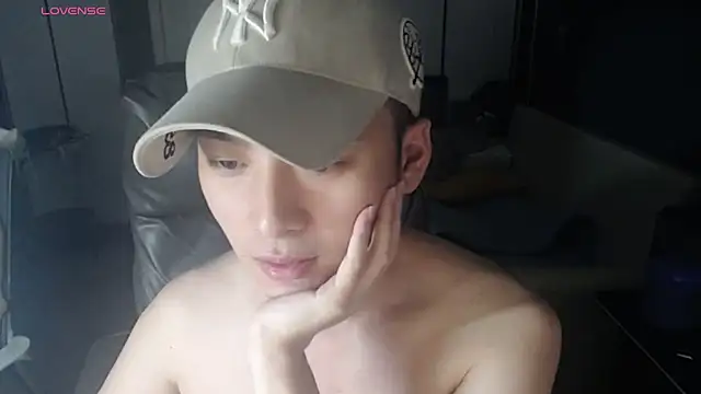 yichen008 élő XXX-chatje