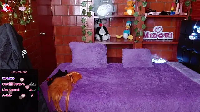 MidoriQuiinn's Live XXX Chat