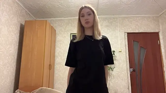 ArianneQuilantang's Live XXX Chat