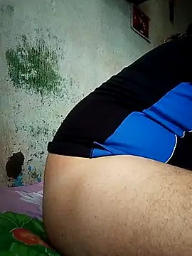 tarra122 XXX чат на живо