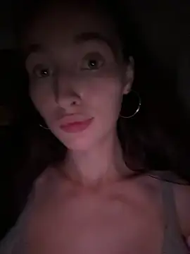 -missbehaving- Live XXX-chat
