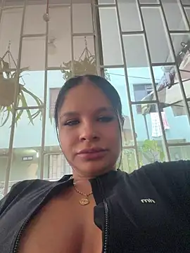 Elara_Luxe – Live XXX-chat