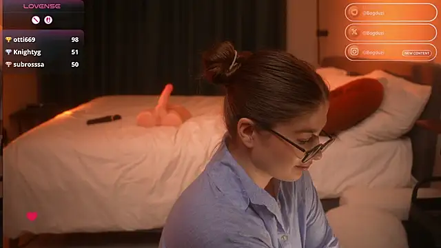 Bogduzi 라이브 XXX 채팅