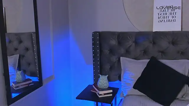 AlmaBlaze Adlı Modelin Canlı XXX Sohbeti