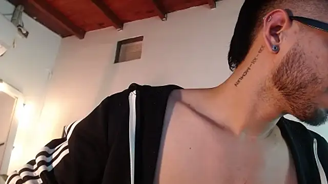 Colby_brown03 Live XXX-Chat