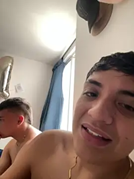 SANTY_BABY22 – Live XXX-chat