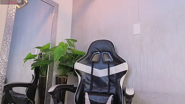 XXX chat uživo modela Markos_Miles