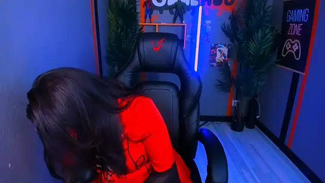 AnaMills Chat XXX in diretta