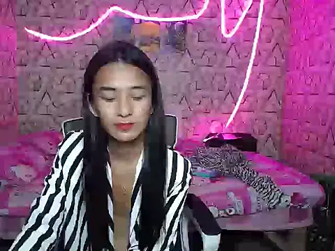 ValarieEater – webcam-show