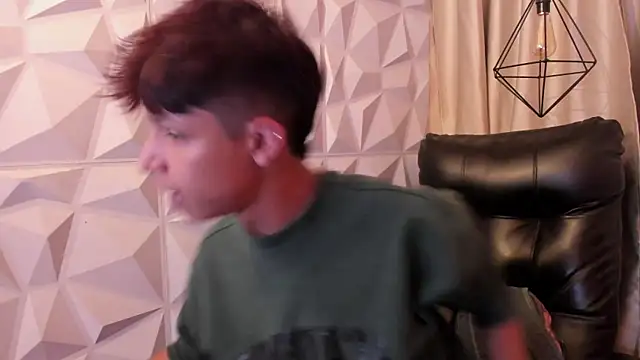 แชท XXX สดของ Ethan_qop
