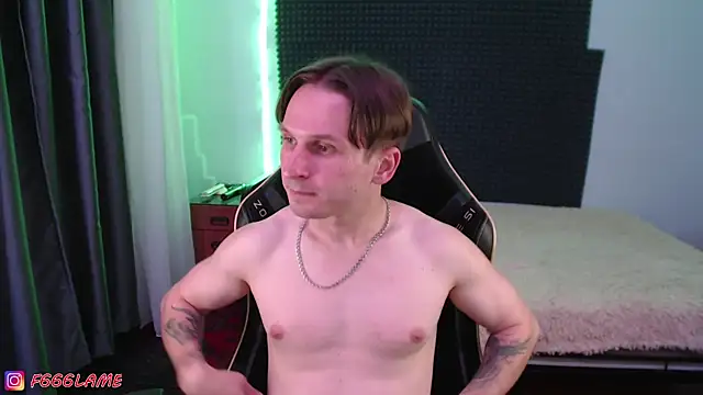 Chat XXX ao vivo de F666LAMEE