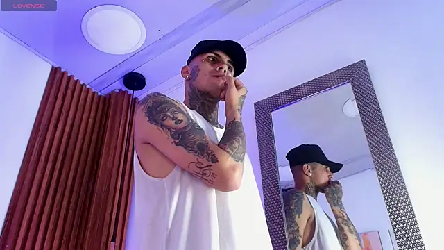 Liam_Ink XXX чат на живо