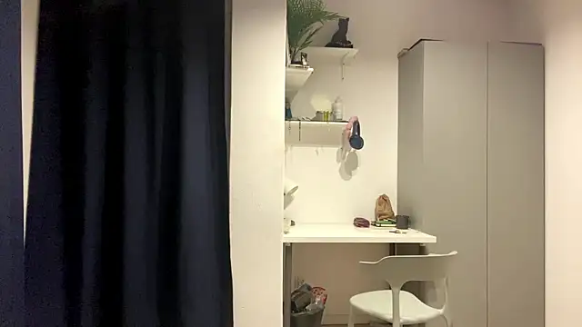 mellowpuffX élő XXX-chatje