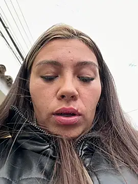 LIZ-06_ Chat XXX in diretta