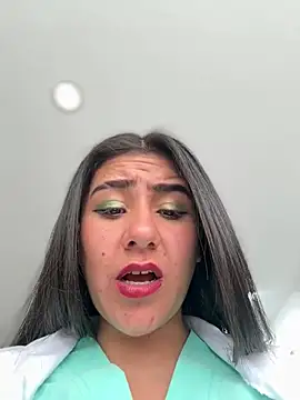 CAROLINE__07: онлайн-секс-чат