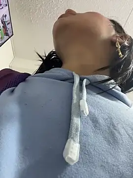 LilyRossi_の  ライブXXXチャット