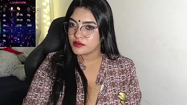 lakshmiraniii's Live XXX Chat