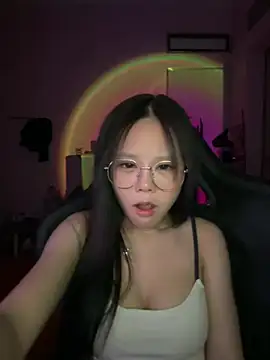 Chat XXX en directo de Emely-lysea