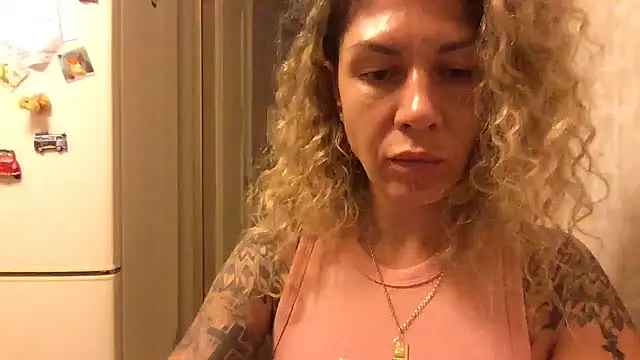 Olyviaa's Live XXX Chat