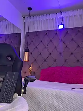 Czat XXX na żywo – Sussan__