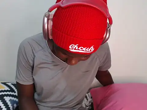 maui01_ Chat XXX live