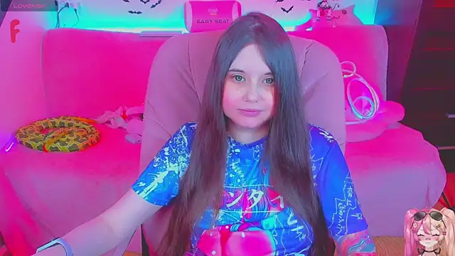 צ'אט XXX בשידור חי של Lolisuccub