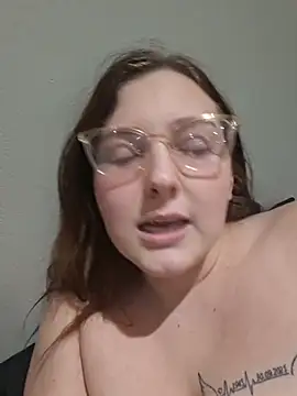 BIG-WHITE-DICK-2001 Webcamshow
