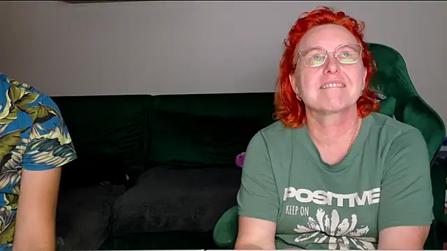Chat +18 de JoannaAndNeighbour ao vivo