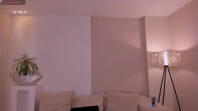 Chat +18 de MollyJones_ ao vivo