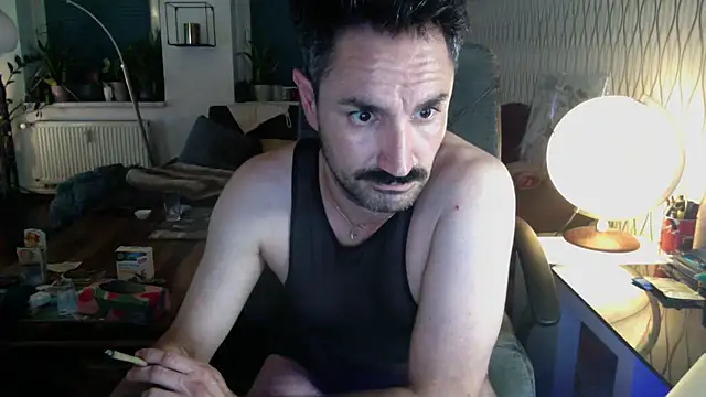tomz0819 Live XXX-Chat