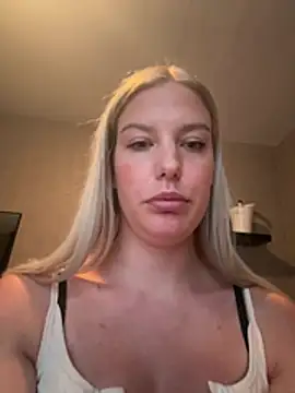 Chloemillerrxx Webcam Show