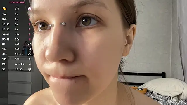 CarolaLuczynski élő XXX-chatje