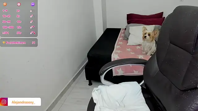 alejandra_milf_ 现场XXX聊天