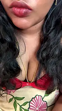 tamil_chn_cbe Adlı Modelin Canlı XXX Sohbeti