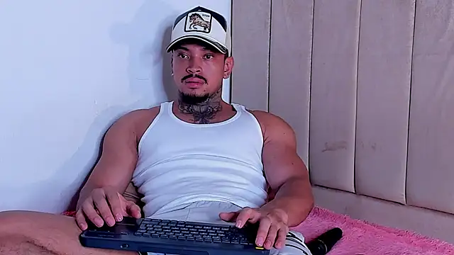 Stiven_collins Adlı Modelin Canlı XXX Sohbeti