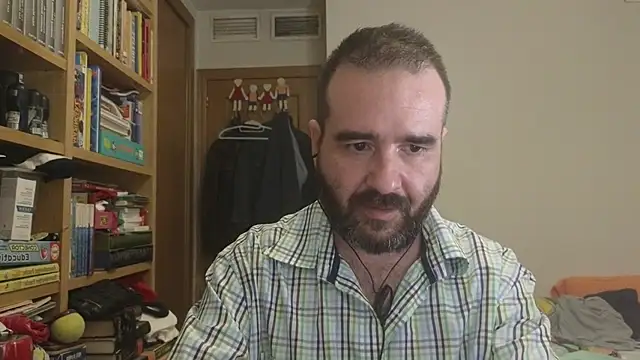 Chat XXX en directo de curiosillo83
