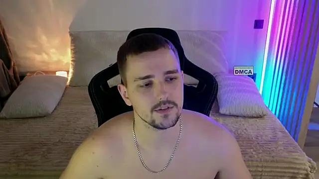 Онлайн чат XXX Larstar01