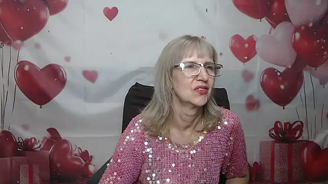 PattySanny Adlı Modelin Canlı XXX Sohbeti