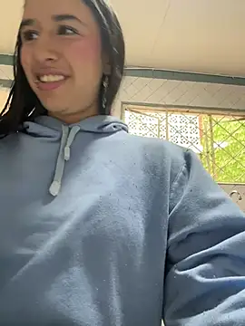 LilyRossi_ Adlı Modelin Canlı XXX Sohbeti