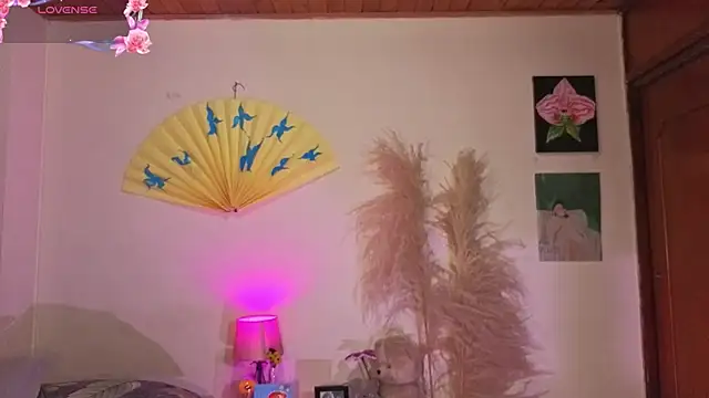 GaiaJonness' Live XXX Chat