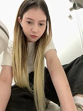 nancy_chancy élő XXX-chatje