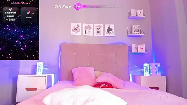 EmilyCoast-1's Live XXX Chat