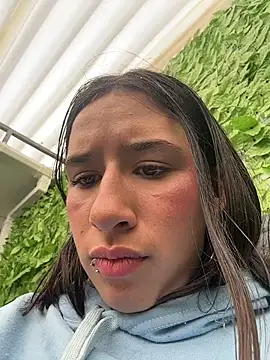 دردشة LilyRossi_ الجنسية المباشرة