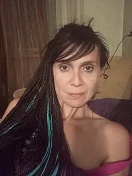 Francenia_lolis' Live XXX Chat