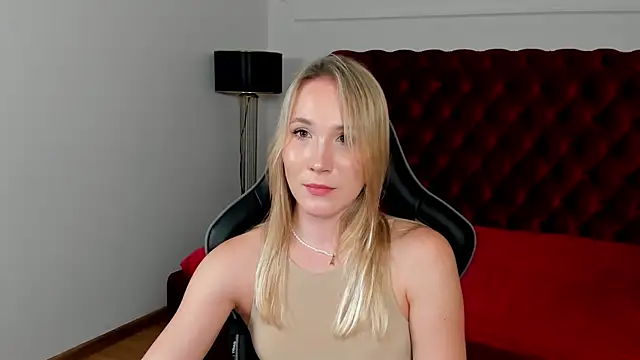 ElaraVoltage 라이브 XXX 채팅