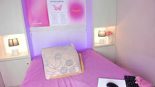 Chatroom XXX en direct de TaylorBloom