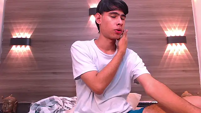 Онлайн чат XXX Kevin_Brooks1