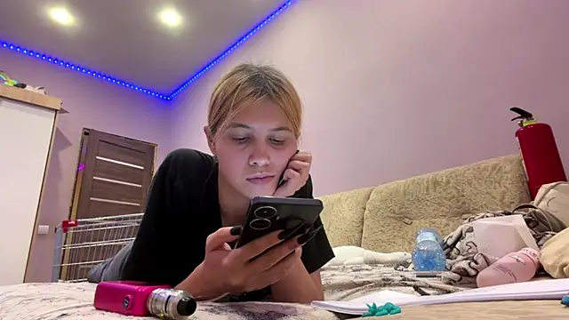Chat +18 de LinZavr ao vivo