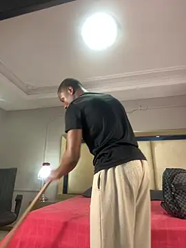 CharlesBrown_ – Naživo XXX chat